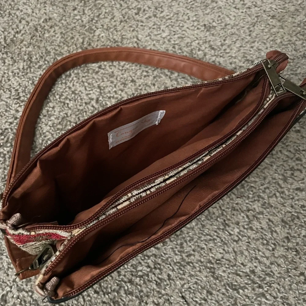 Elegant Brown and Red Patterned Clutch - Picture 3 of 3